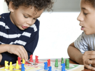 Board games for kids - Purple Pineapple pot