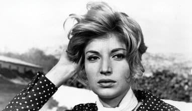L'Avventura by Michelangelo Antonioni 